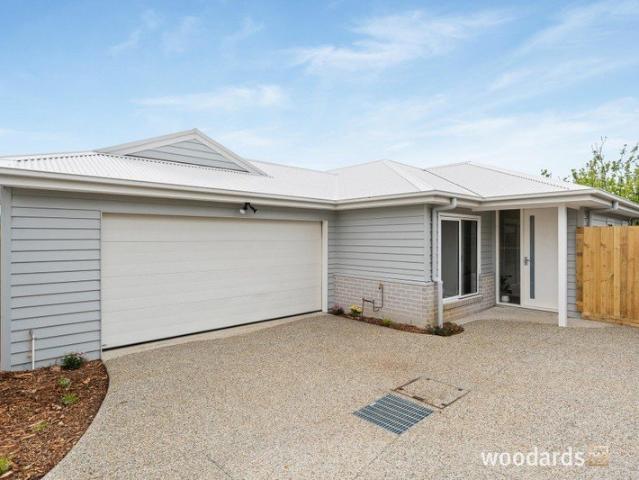 Brand New Close to Shops