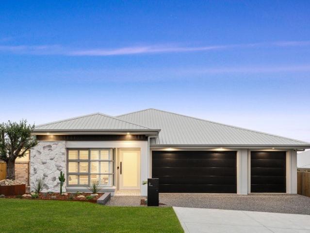 Brand New Custom Built Tullipan Home