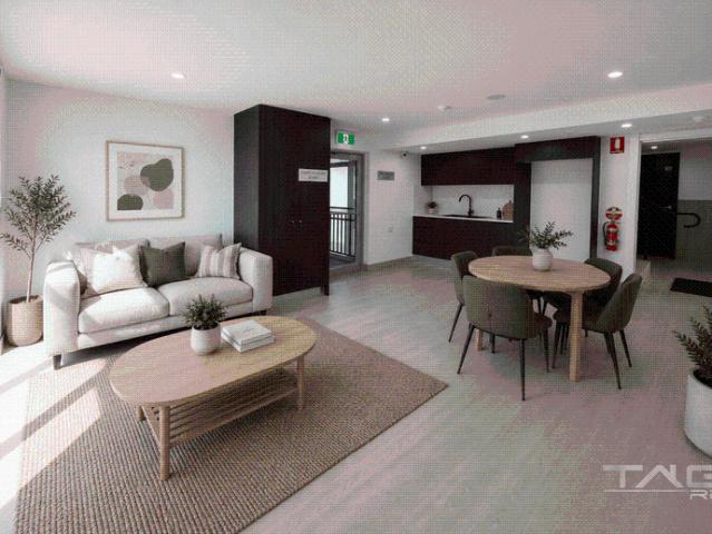 BRAND NEW AND LEASING BY TAG RE