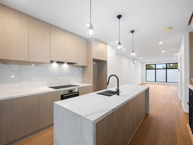 Brand New and Standing Proud in the Heart of Heidelberg West