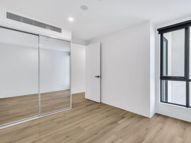 Brand new and spacious 2 bedroom apartment with city views