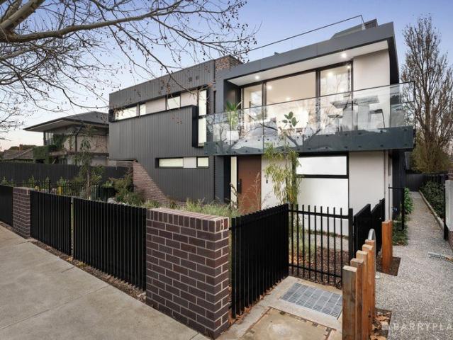 Brand New Alphington Elegance: Effortless Living with a Private Pergola Oasis