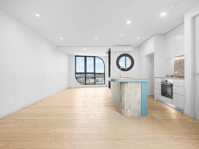 Brand New Apartment Building In The Heart Of Thomastown!