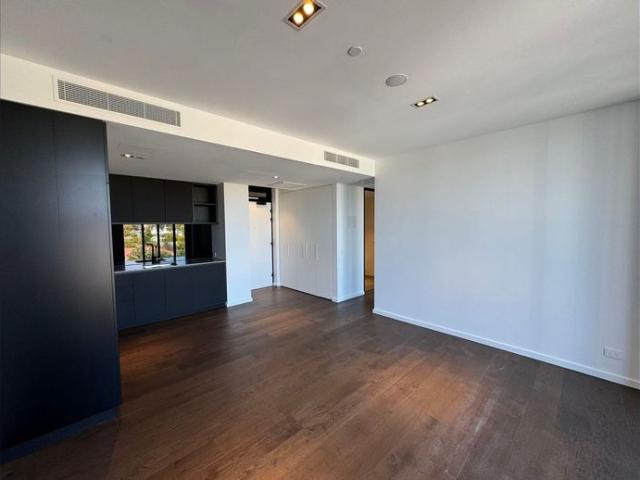 Brand New Apartment in Norwood Green Contemporary Comfort in a Prime Location