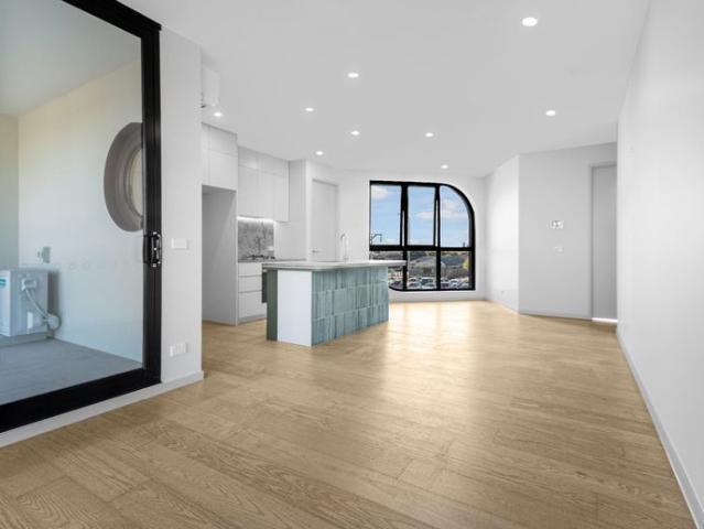 Brand New Apartment In The Heart Of Thomastown!