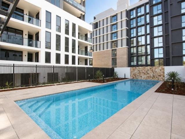 Brand New Apartment – Resort Style Living a short stroll to Hills Showground Metro