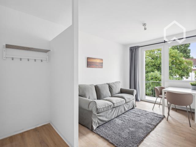 Brand new apartment with balcony close to Alster