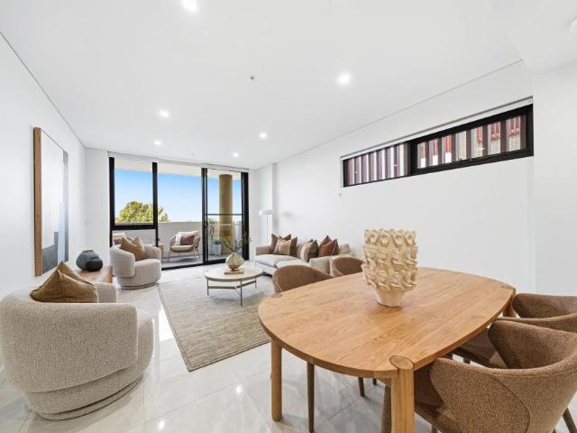 BRAND NEW APARTMENTS IN THE HEART OF CANLEY HEIGHTS