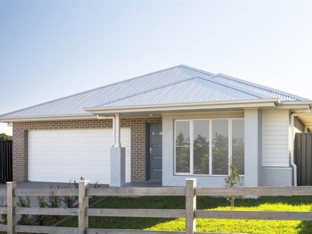 Brand New Appin Grove turnkey home with 3 living areas!