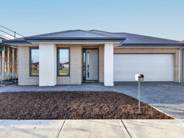 BRAND NEW ARCADIA ESTATE!