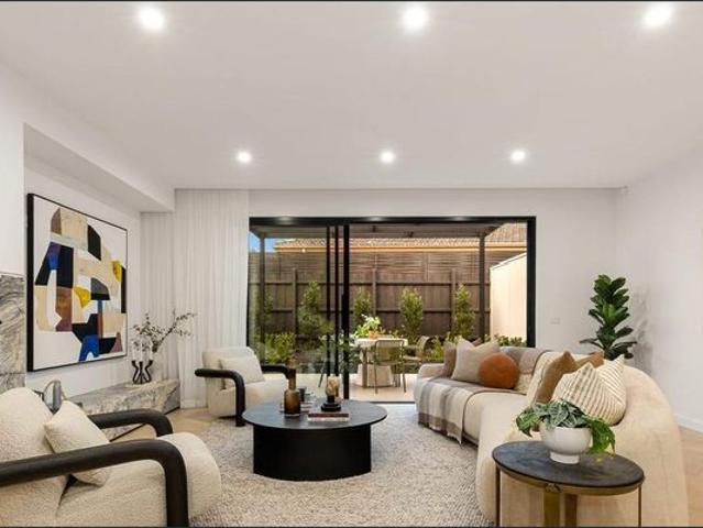 Brand New Architectural Luxury in the Heart of Caulfield South | FLARE REAL ESTATE