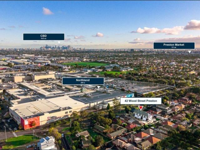 Brand New Architectural Luxury with Soaring Ceilings in a Prime Preston Lifestyle Pocket