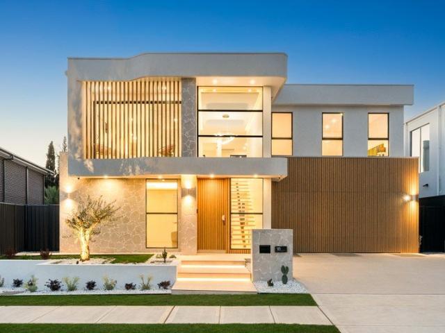 Brand New Architectural Residence Showcasing Bespoke Luxury & Exceptional Design