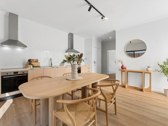 Brand New Architecturally Designed Micro Units Private Ensuite, Courtyard & Bills Included
