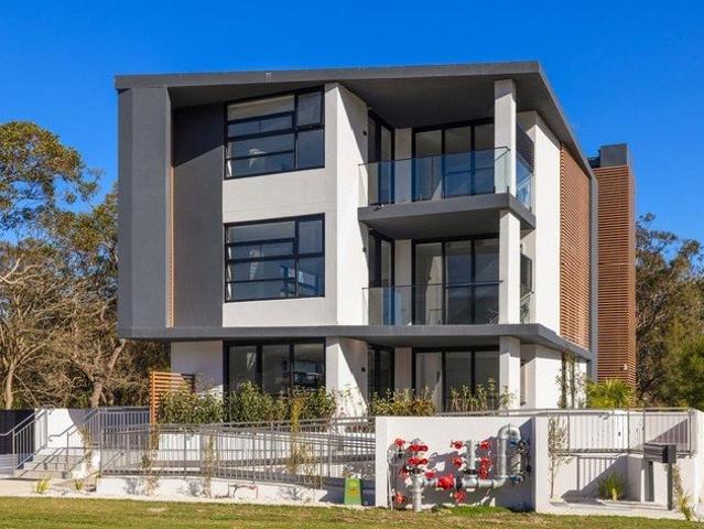Brand New Boutique Living Moments From Warriewood Square