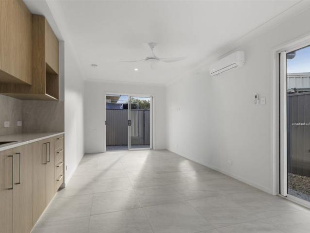 BRAND NEW UNFURNISHED BOONDALL STUDIOS!
