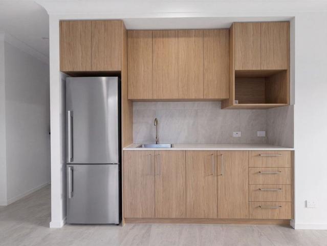 BRAND NEW UNFURNISHED BOONDALL STUDIOS!