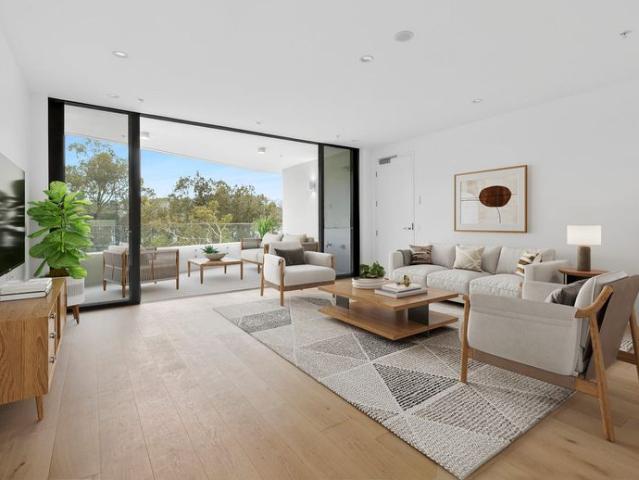 Brand New Bayview residence offers Pittwater outlooks & a relaxed lifestyle