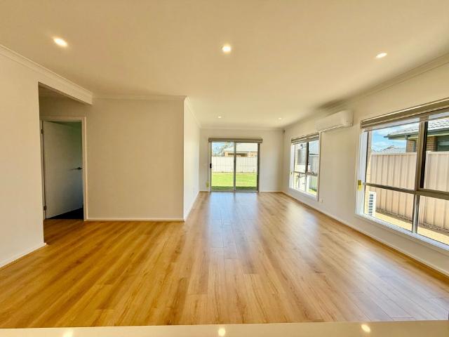 Brand New & Beautiful: Modern 4 Bedroom Family Home