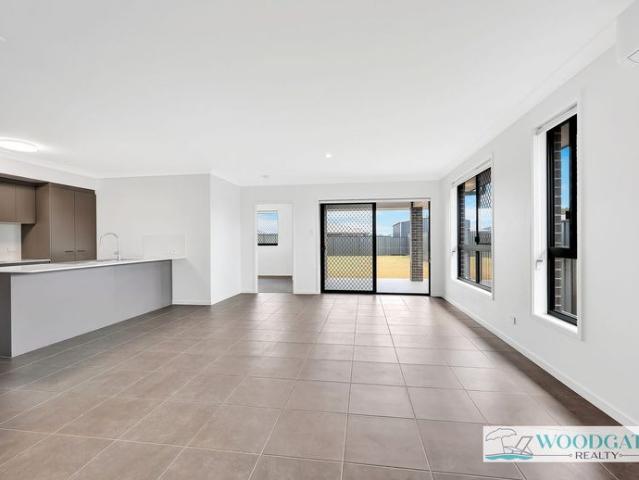 BRAND NEW, BEAUTIFULLY FINISHED & READY FOR ITS FIRST TENANTS