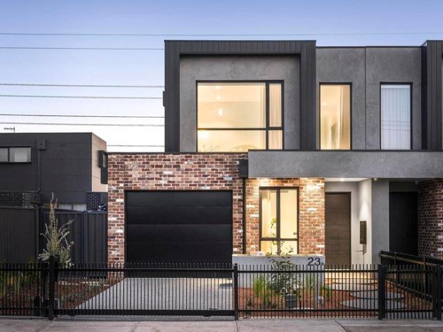 Brand new benchmark in luxury family living