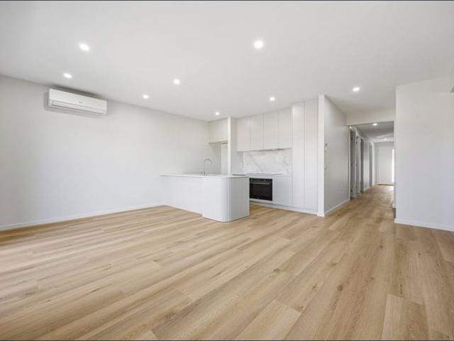 BRAND NEW BUILD, QUALITY FITTINGS AND FINISHES