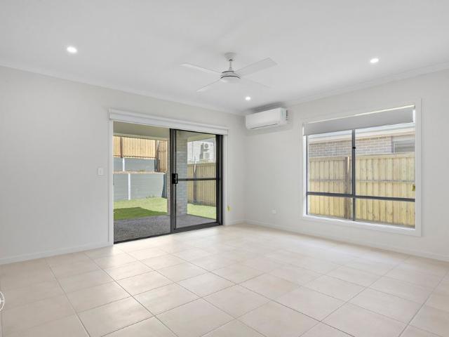 Brand New Glenvill Home Space, Style and Multiple Living Areas in Ipswich's Growth Corridor