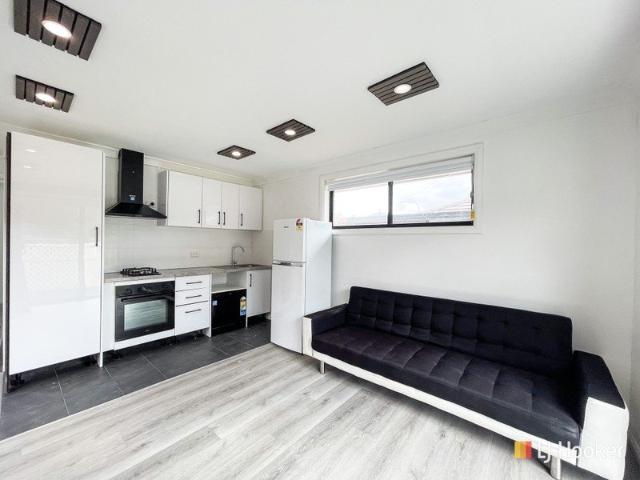 BRAND NEW GRANNY FLAT
