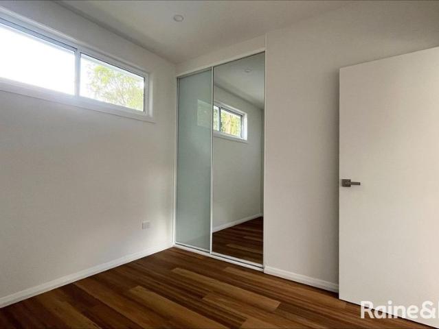 NEWLY BUILT GRANNY FLAT!