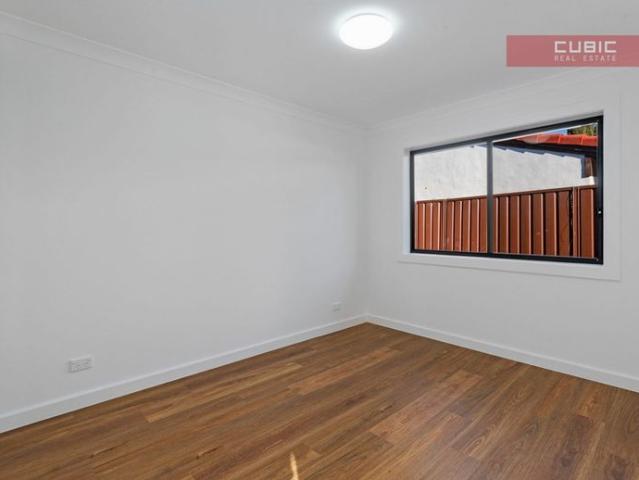Brand new granny flat available now!