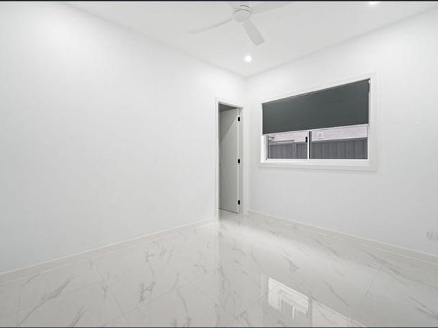 BRAND NEW GRANNY FLAT | WATER & INTERNET INCLUDED