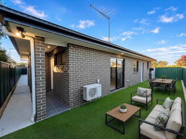 Brand New Granny Flat With Parent Retreat!
