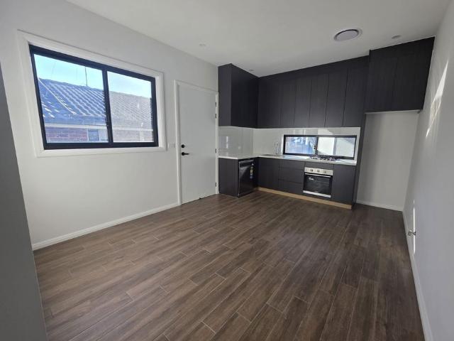 Brand New Granny for Lease in Glenhaven