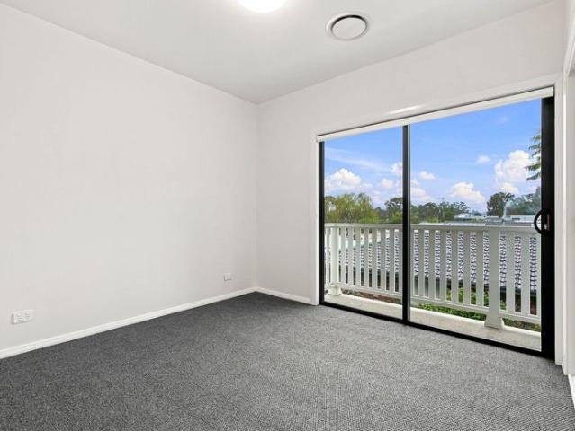 BRAND NEW | GREAT LOCATION | APPLY NOW