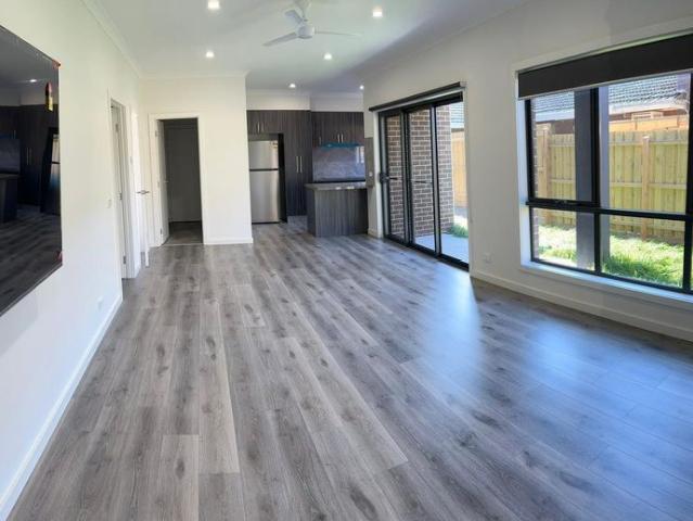 BRAND NEW GROUND FLOOR TOWNHOUSE FOR RENT IN HAMPTON PARK $550/WEEK