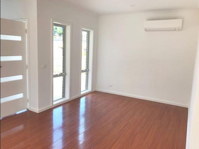 Brand New Double Storey Townhouse（price reduced）