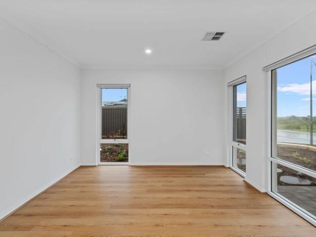 Brand New Double Storey Coastal Home with Uninterrupted Ocean Views