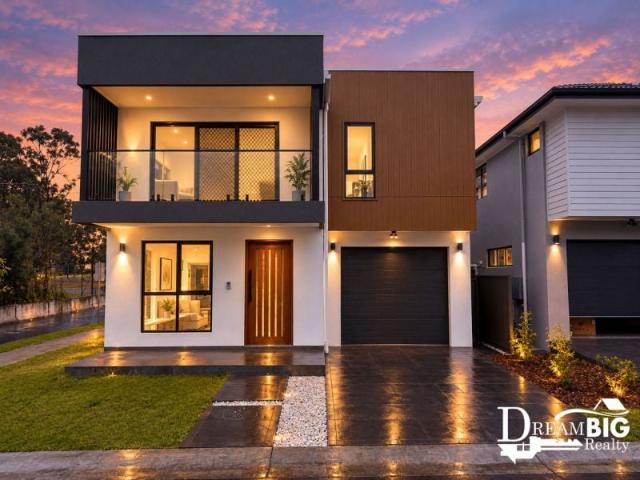 Brand New Double Storey Family Home in Nirimba Fields!