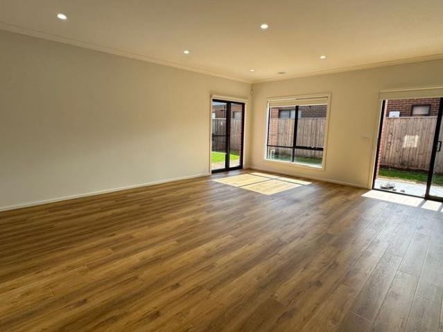 Brand New Double Storey Family Living in Werribee