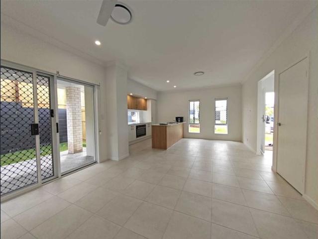 Brand New Double Storey Living | Prime Calamvale Location