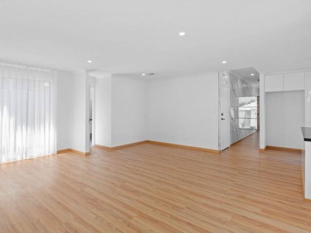 Brand New Designer Home Walk to Bayswater Station