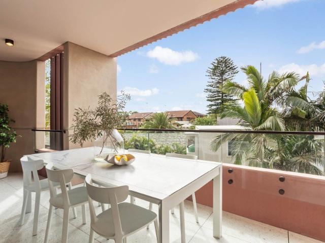 Brand New Designer One Bedroom Residence