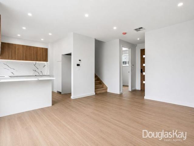 Brand New Designer Living – Three Stunning Townhouses