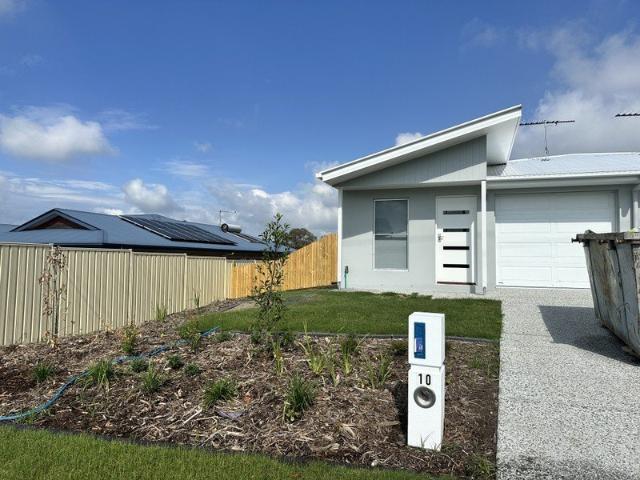 Brand New Duplex Modern Comfort & Easy Living