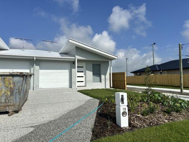 Brand New Duplex Modern Comfort & Easy Living