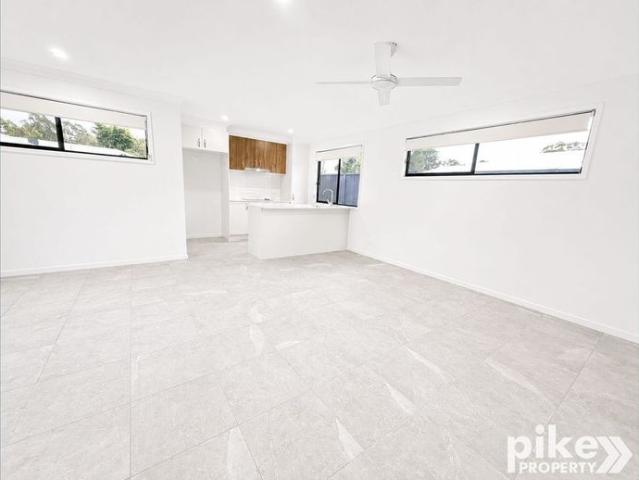 Brand New Duplex – Modern Living in a Convenient Location