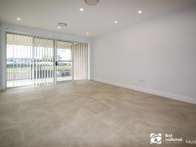 BRAND NEW DUPLEX OFFERING SPACE, STYLE & COMFORT