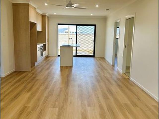 BRAND NEW DUPLEX IN HIDDEN VALLEY
