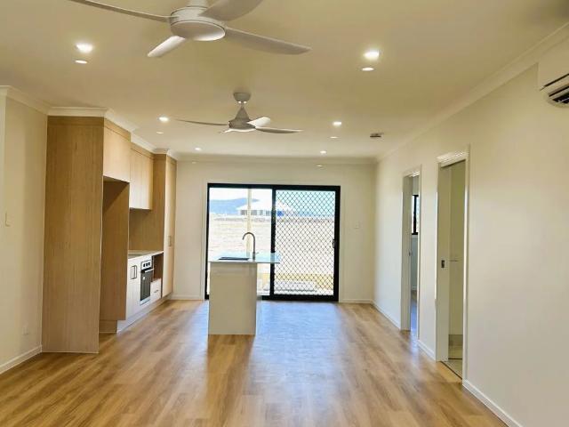 BRAND NEW DUPLEX IN HIDDEN VALLEY