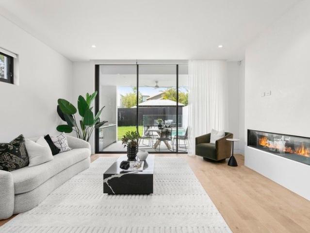 Brand New Duplex in Prime Location